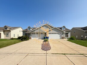Building Photo - 2662 Cormier Rd