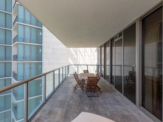 Building Photo - 9705 Collins Ave