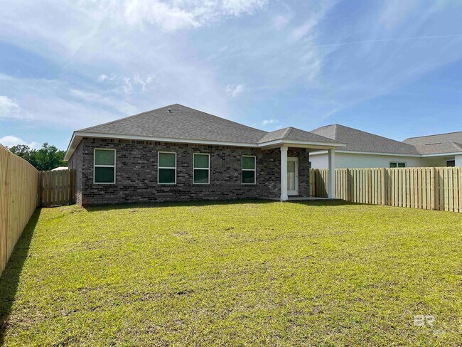 Building Photo - 656 Overland Dr