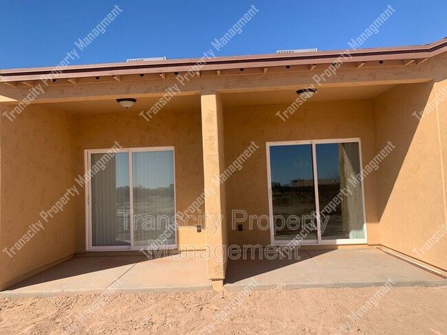 Building Photo - 10199 W Durango Cir