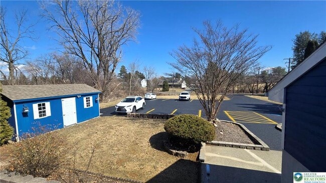 Building Photo - 1640 Brookside Rd