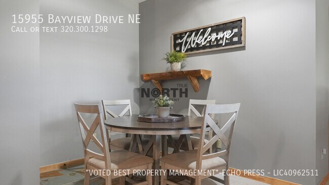 Building Photo - 15955 Bayview Dr NE