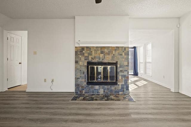 Building Photo - 5403 Whisper Glen Dr