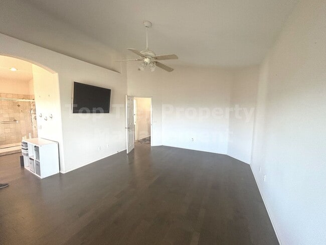 Building Photo - Beautiful 4 bed, 3 bath, 2,726 sqft House in Peaceful San Marcos Neighborhood - Available 11/15