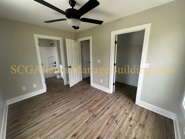 Building Photo - 5 Mink Hollow Ct