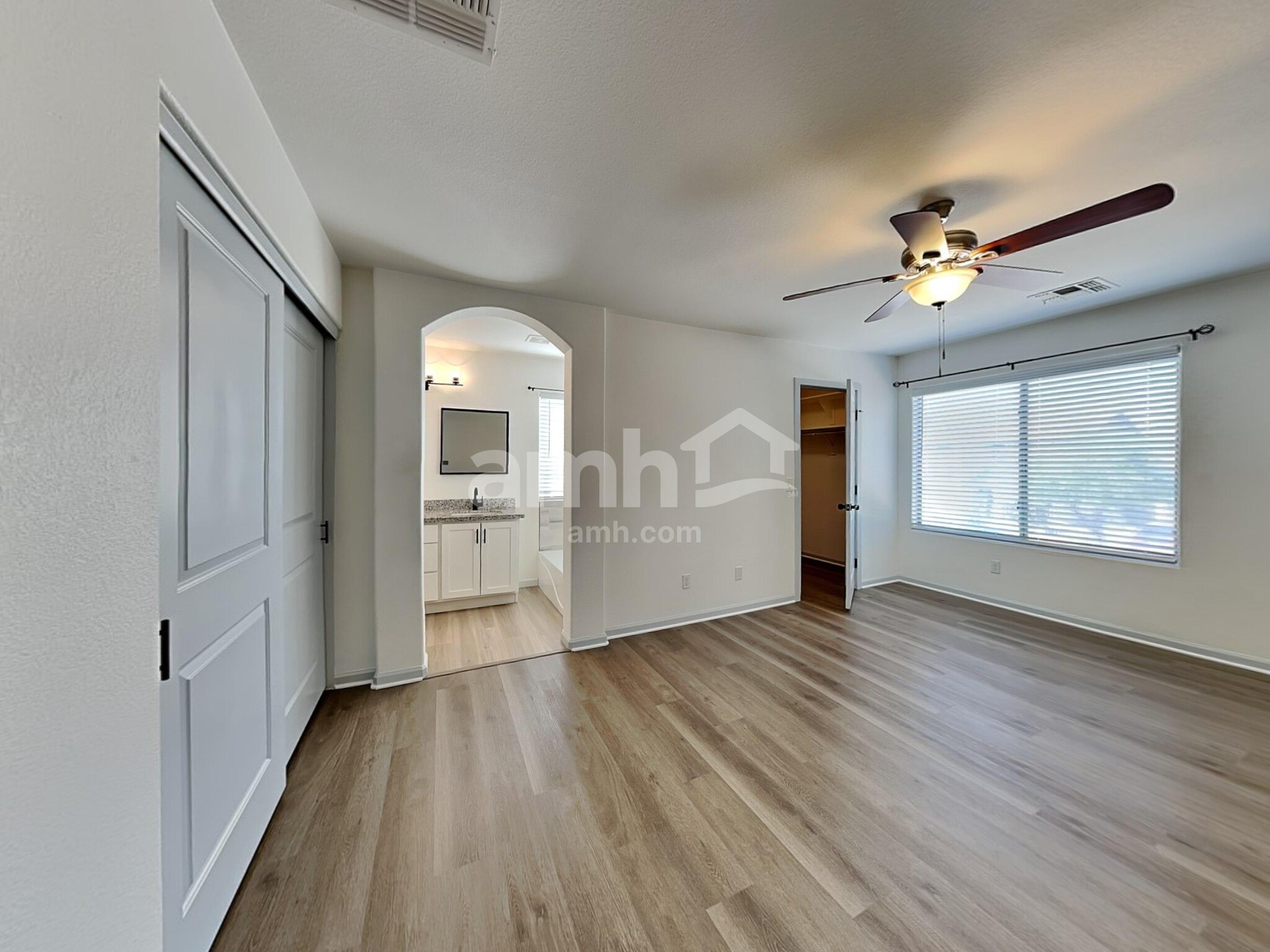 Building Photo - 16647 W Melvin St
