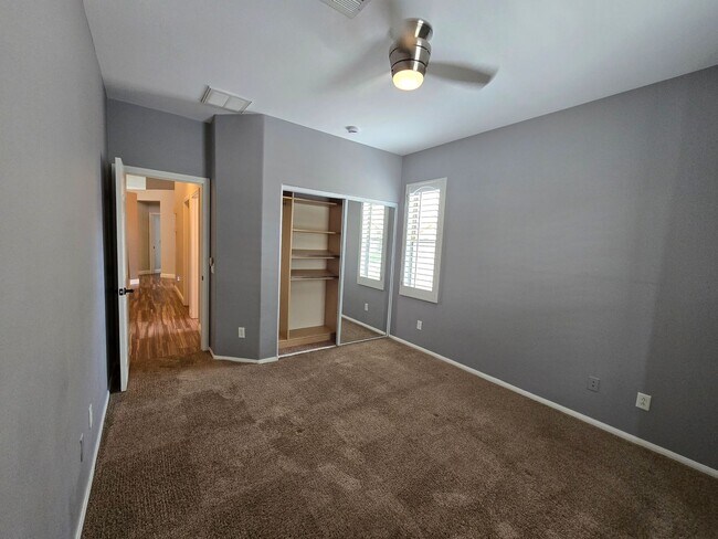 Building Photo - Unique Summerlin Home!