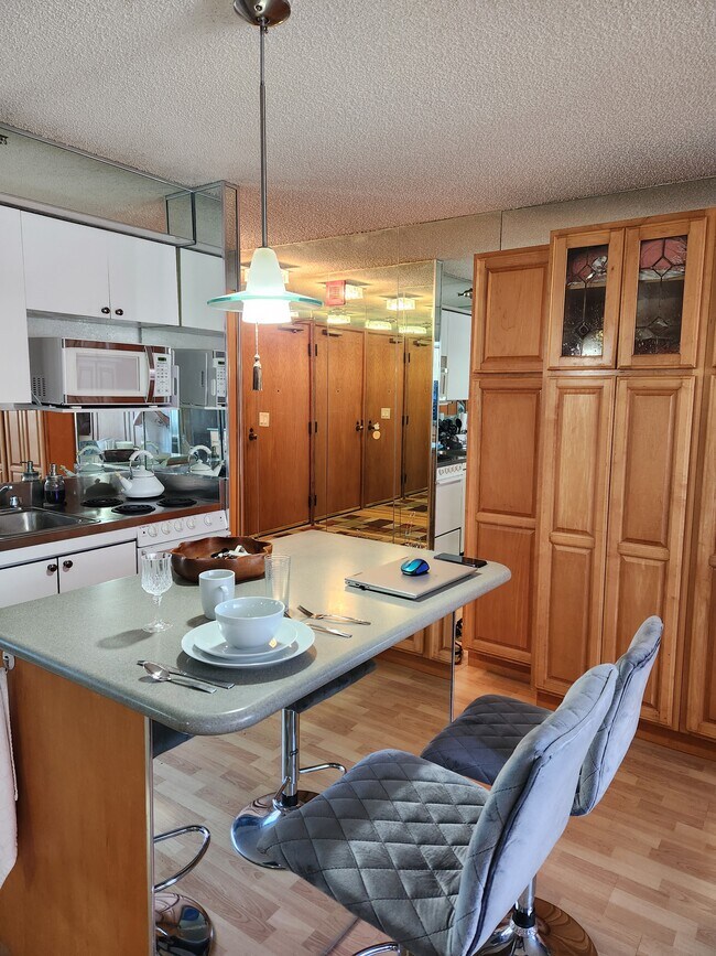 Multi-purpose Island - 300 Wai Nani Way