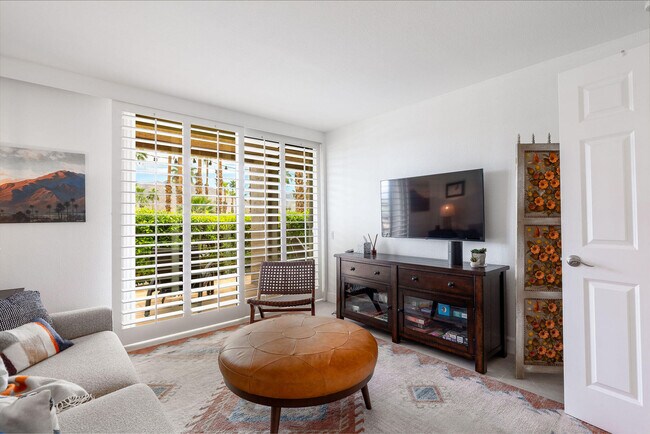 Building Photo - 48910 Noline Pl