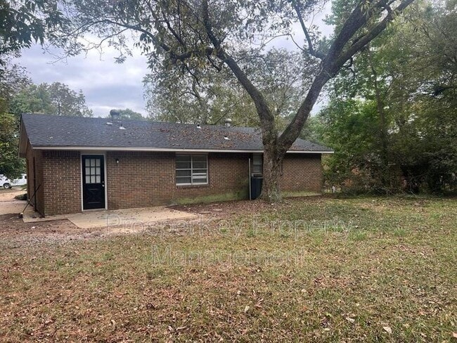 Building Photo - 453 Pecan Tree Ct