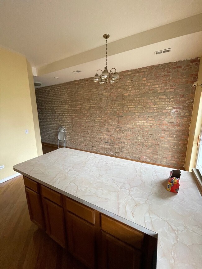Building Photo - 4204 S Drexel Blvd