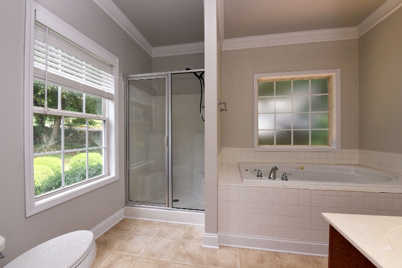 Building Photo - 4607 Enfield Dr
