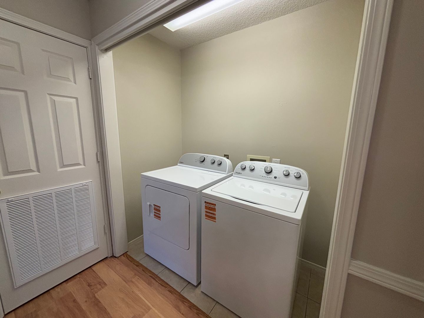 Building Photo - 3213 Cardinal Creek Cir