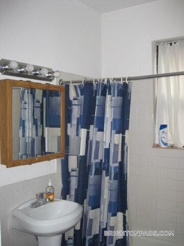 Building Photo - 33 Egremont Rd