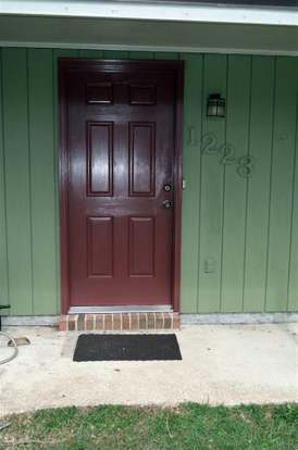 Building Photo - 1223 Redwood Ln