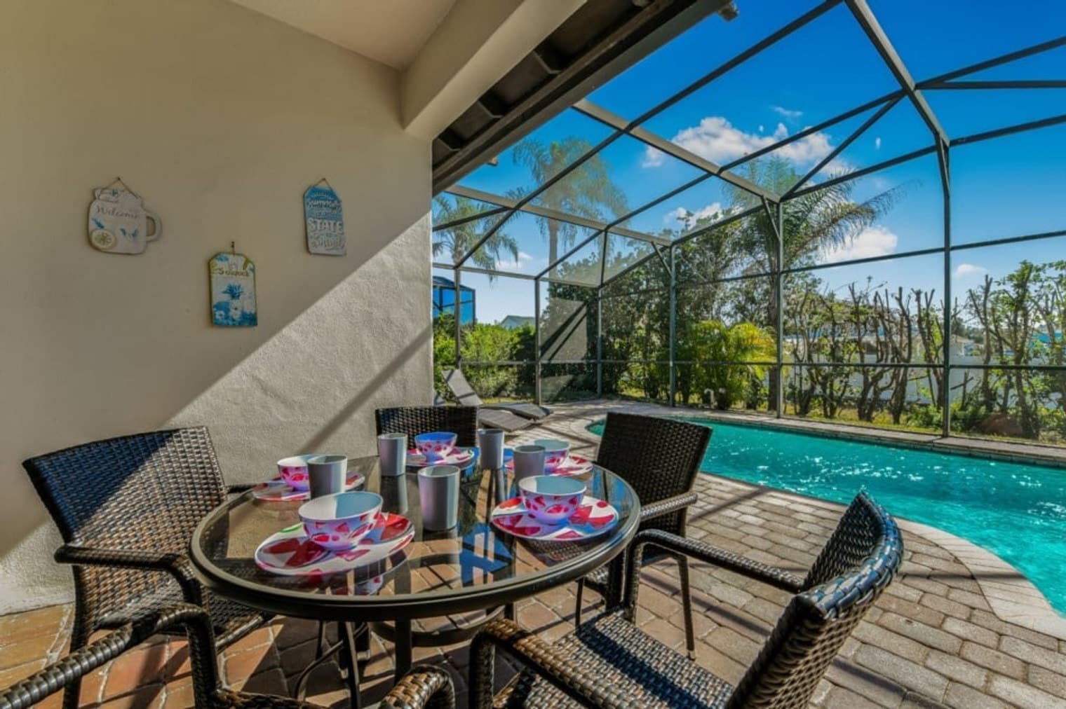 Building Photo - 16716 Lazy Breeze Loop