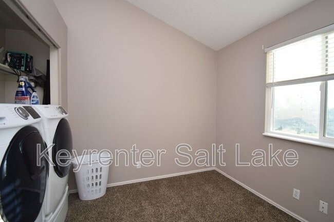 Building Photo - 1814 Whisperwood Cir