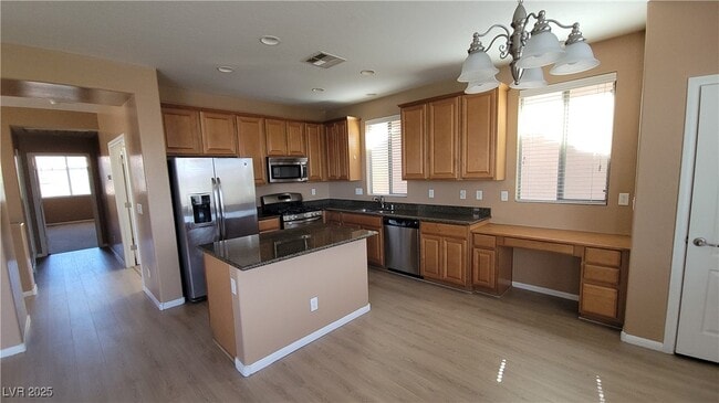 Building Photo - 116 Palatial Pines Ave