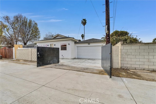 Building Photo - 14822 Ibex Ave