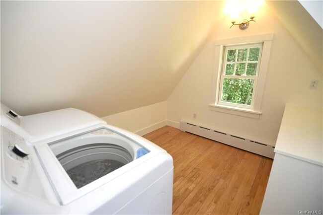 Building Photo - 5 Brevoort Rd