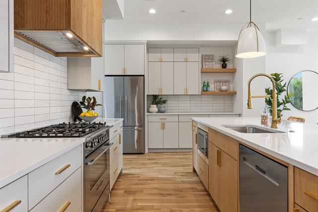 Building Photo - 4330 Dickason Ave