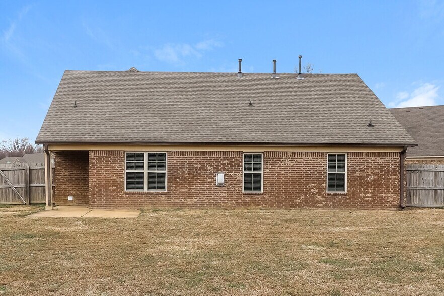 Building Photo - 2729 Miner Cove