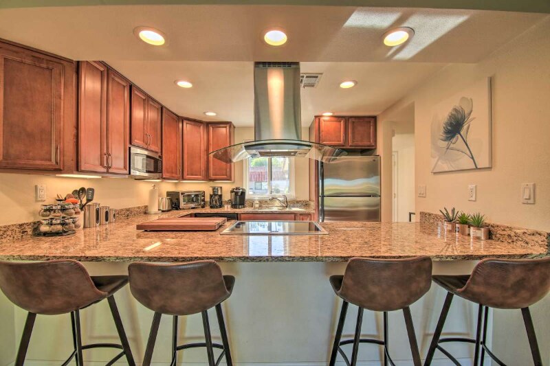 Building Photo - 40395 Pebble Beach Cir