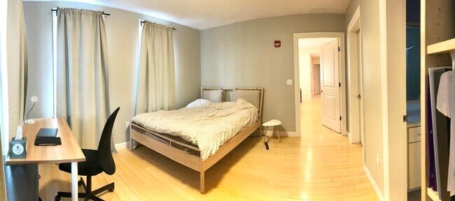 Building Photo - 163 Chestnut Hill Ave