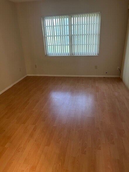 Building Photo - 3823 Teeside Dr