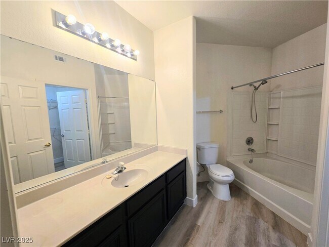 Building Photo - 7123 S Durango Dr