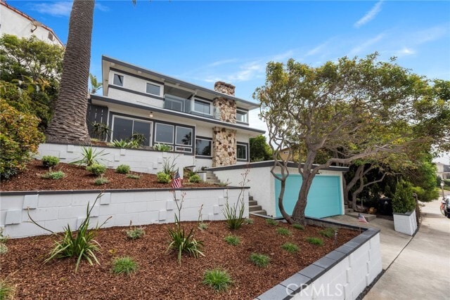 Building Photo - 7512 Rindge Ave