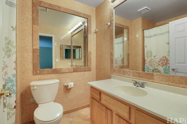 Building Photo - 128 Pembroke Cir
