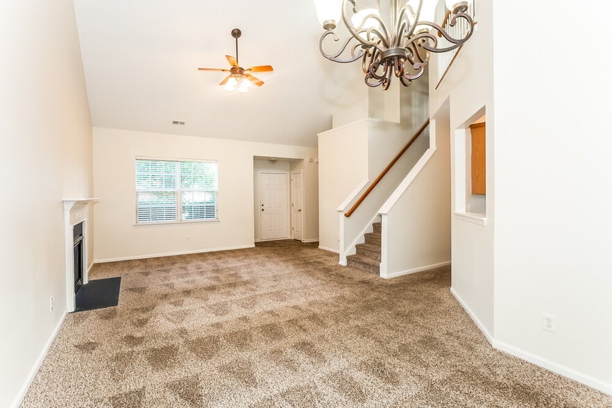 Building Photo - 6827 Blake Brook Dr