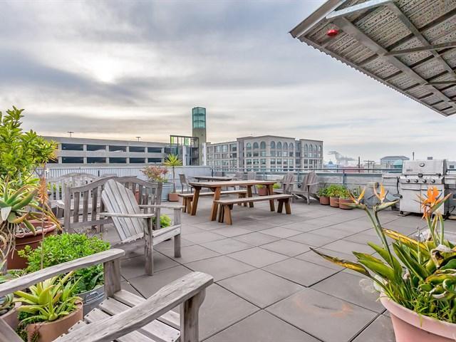 Building Photo - Open Floor Plan Loft in Jack London Square
