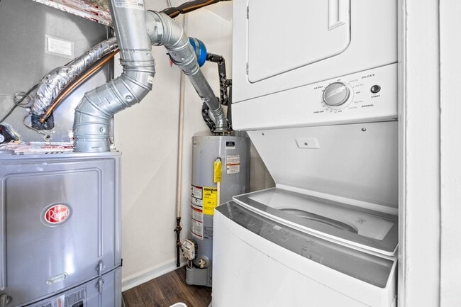 Building Photo - 1618 Boyer St