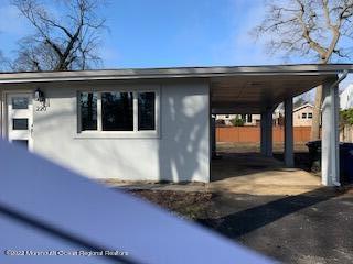 Building Photo - 220 Highwood Rd