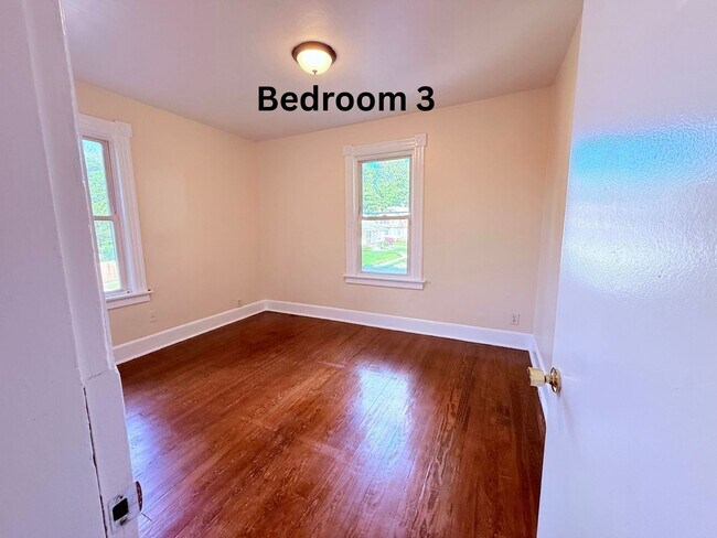 Building Photo - 272 Highland Ave