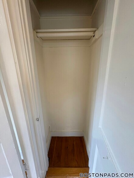 Building Photo - 127 Washington St