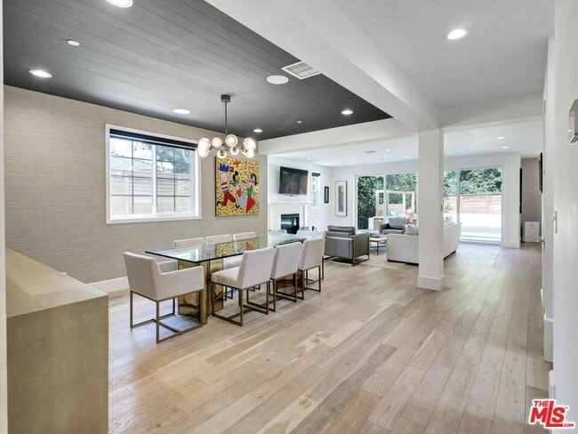 Building Photo - 10593 Kinnard Ave