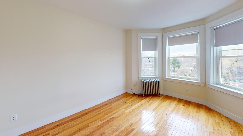 Building Photo - 1191 Boylston St