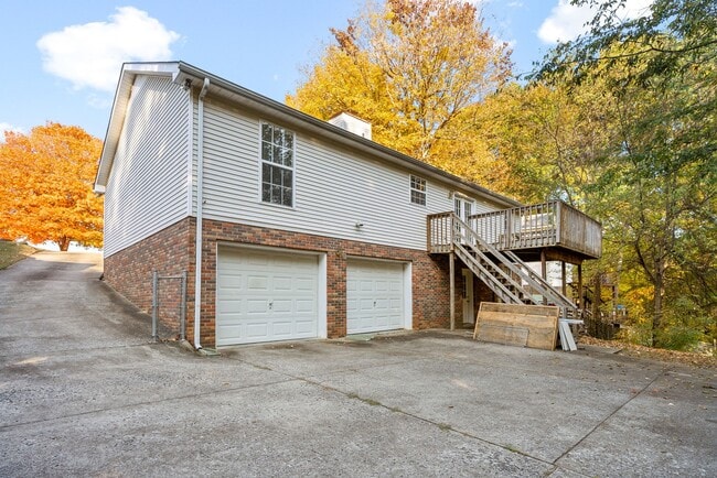 Building Photo - 183 Whitehall Dr