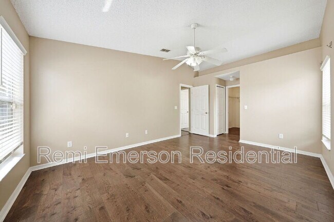 Building Photo - 2727 Mayer St