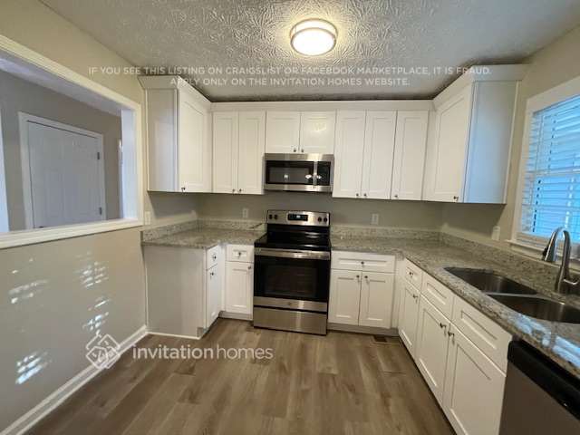 Building Photo - 425 Austin Dr