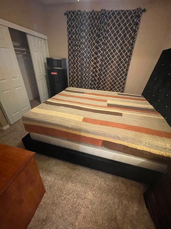 Building Photo - 26256 Palm Tree Ln