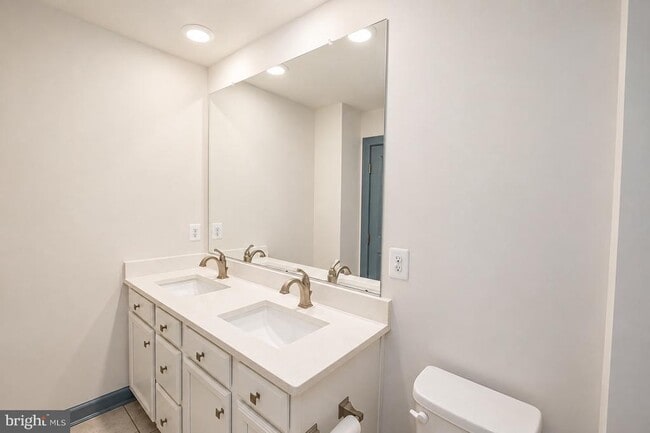 Building Photo - 12916 Sunrise Ridge Aly