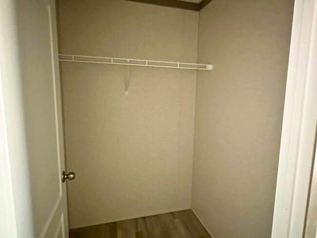 Building Photo - 1056 Colonial Trail