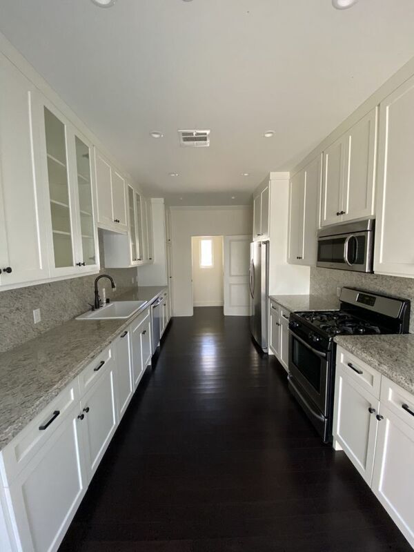 Building Photo - 2627 Hermosa Ave