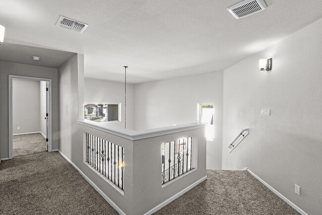 Building Photo - 12352 Stansbury Dr