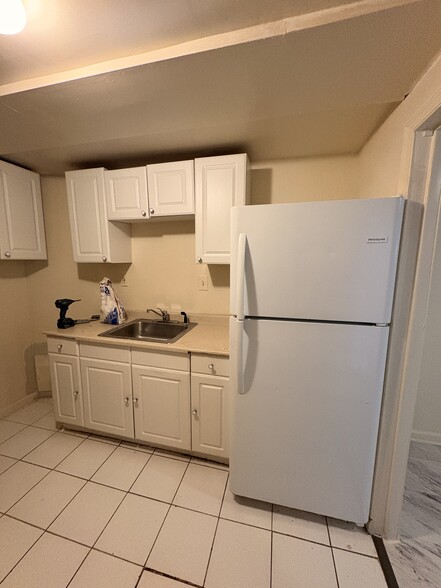 Building Photo - 910 Logwood Rd