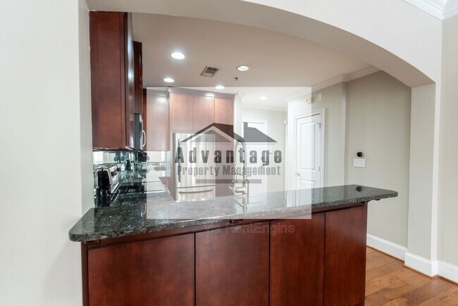 Building Photo - 2277/2255 Peachtree Rd NE